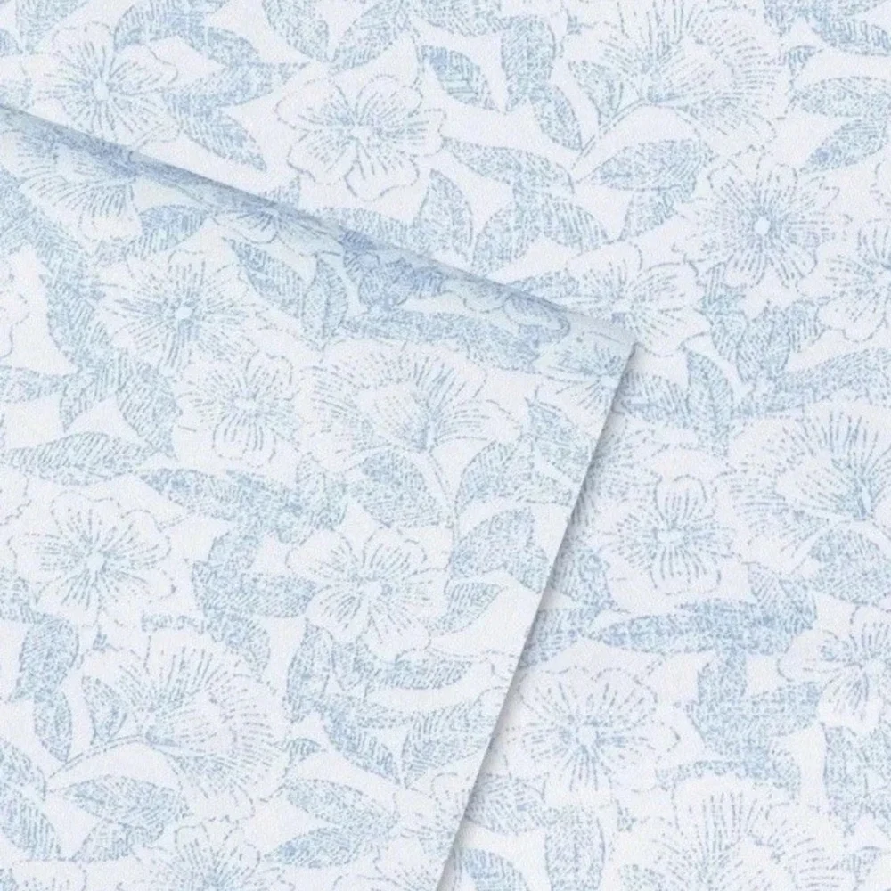 Laura Ashley ~ Queen ~ Blue Floral ~ 300 Thread Count~ 100% Cotton 4pc Cotton
